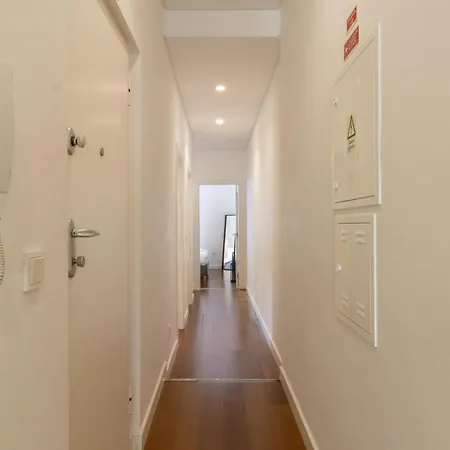 Spacious, Family Friendly 3br & 3wc. Ac/heating. Apartmán *