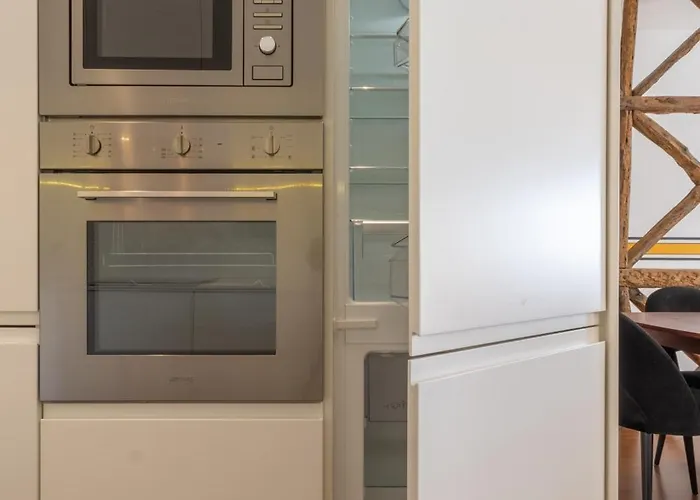 شقة Spacious, Family Friendly 3br & 3wc. Ac/heating. Lisboa