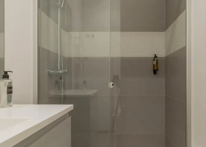 Spacious, Family Friendly 3br & 3wc. Ac/heating. * Lisboa