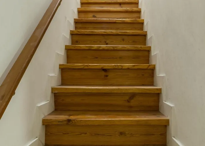 Spacious, Family Friendly 3br & 3wc. Ac/heating. شقة *