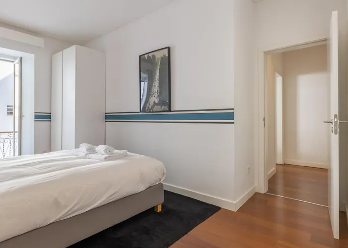 Διαμέρισμα Spacious, Family Friendly 3br & 3wc. Ac/heating.