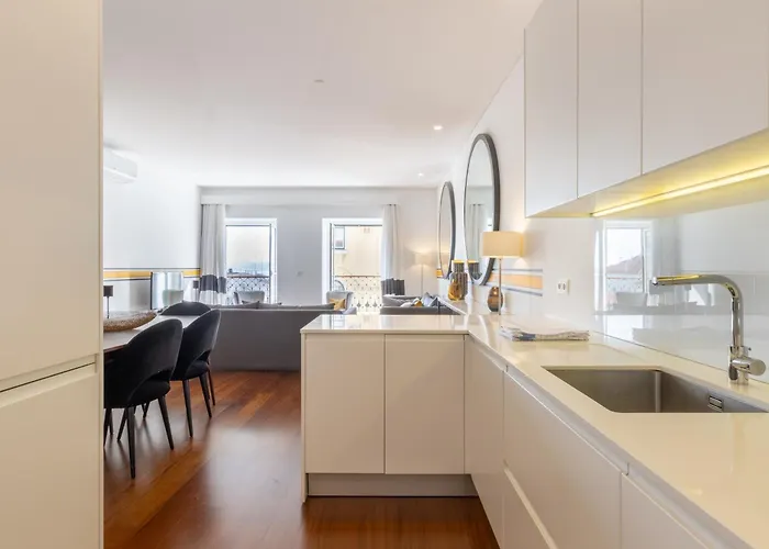 Spacious, Family Friendly 3br & 3wc. Ac/heating. * Lisboa